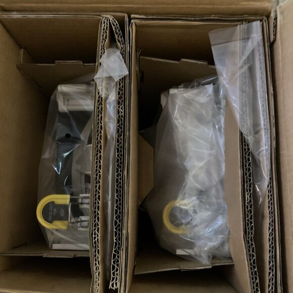 Russound RW691 6x9” pair In-wall Loudspeakers - White - Spring Clip Mounts - Picture 5 of 5